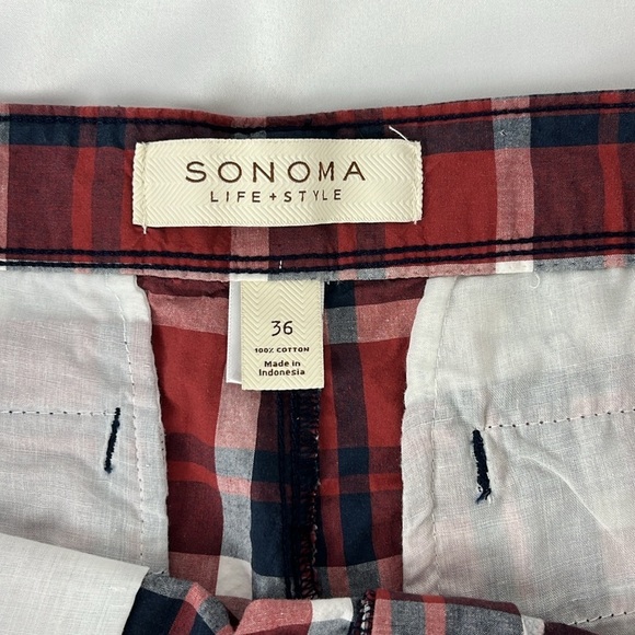 Sonoma Men’s Red Navy White Plaid Flat Front Shorts Size 36 - Picture 5 of 9